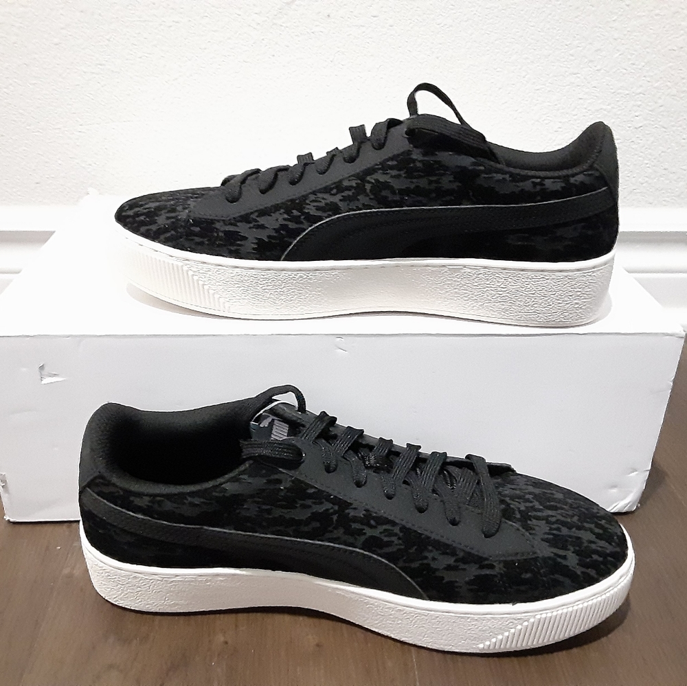 Puma - Picture 2 of 4